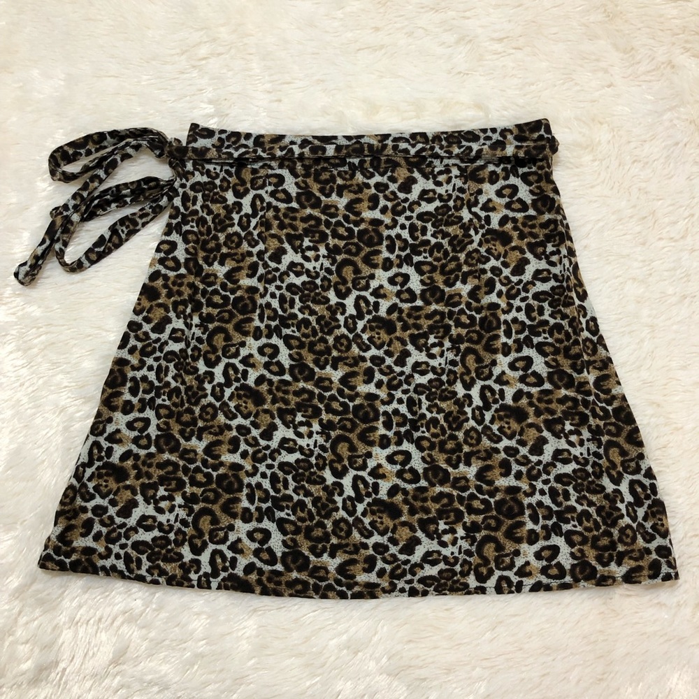 Kendall and Kylie skirt